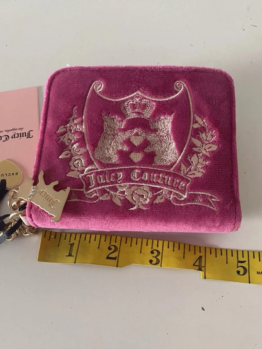 Juicy Couture New Love Chapter Small Zip Around W/Back ID Organizer Raspberry
